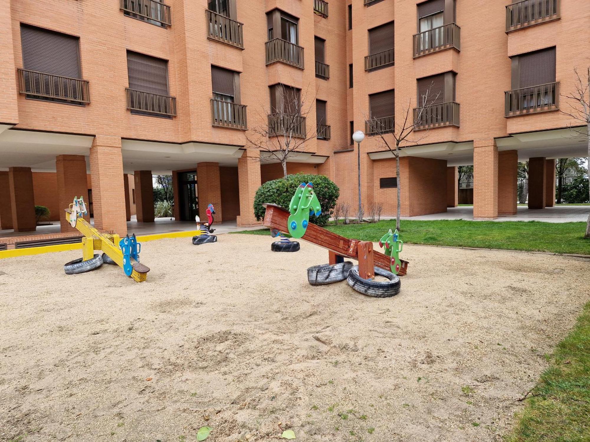 Samaniego, Piscina Y Garaje Junto Civitas Metropolitano Y Aeropuerto Madrid Ngoại thất bức ảnh